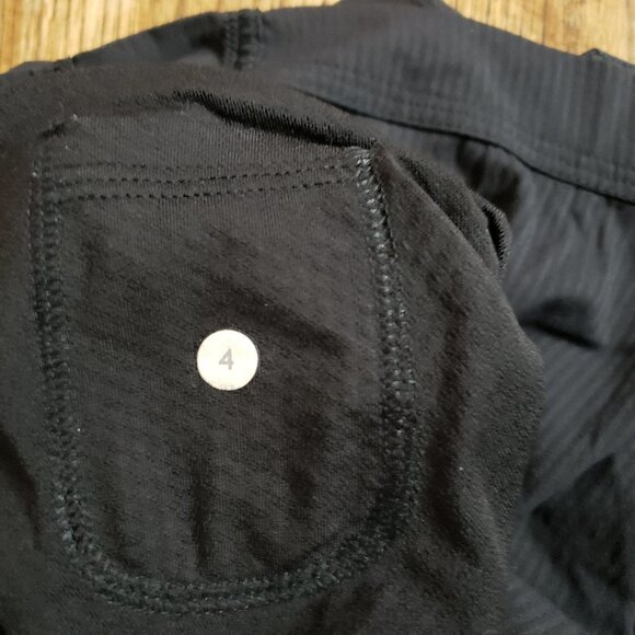 Lululemon Short - Picture 10 of 10